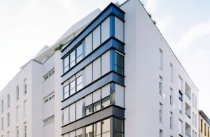 Architecture d'extérieur d'un immeuble de logement